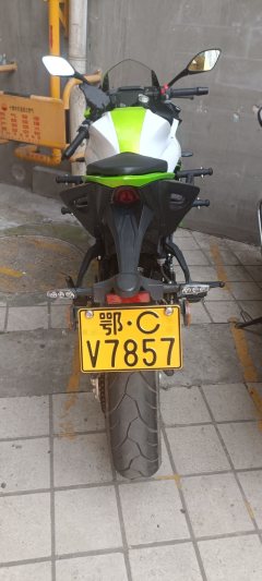 QJMOTOR SRK 250 - ფოტო 4