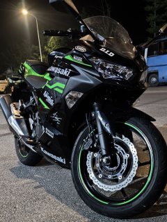 Kawasaki Ninja 400 - ფოტო 2