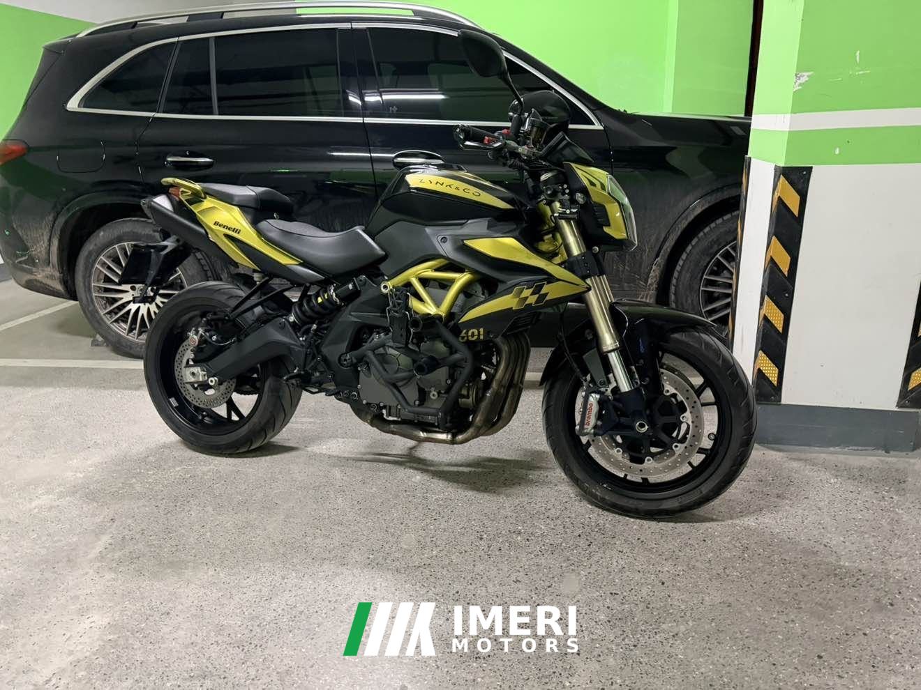 2021 Benelli TNT600i