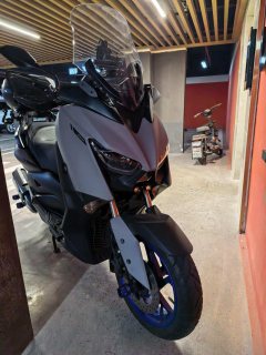 Yamaha XMAX 300 cc - ფოტო 1