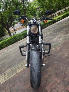 Harley-Davidson 1200 Custom - ფოტო 4