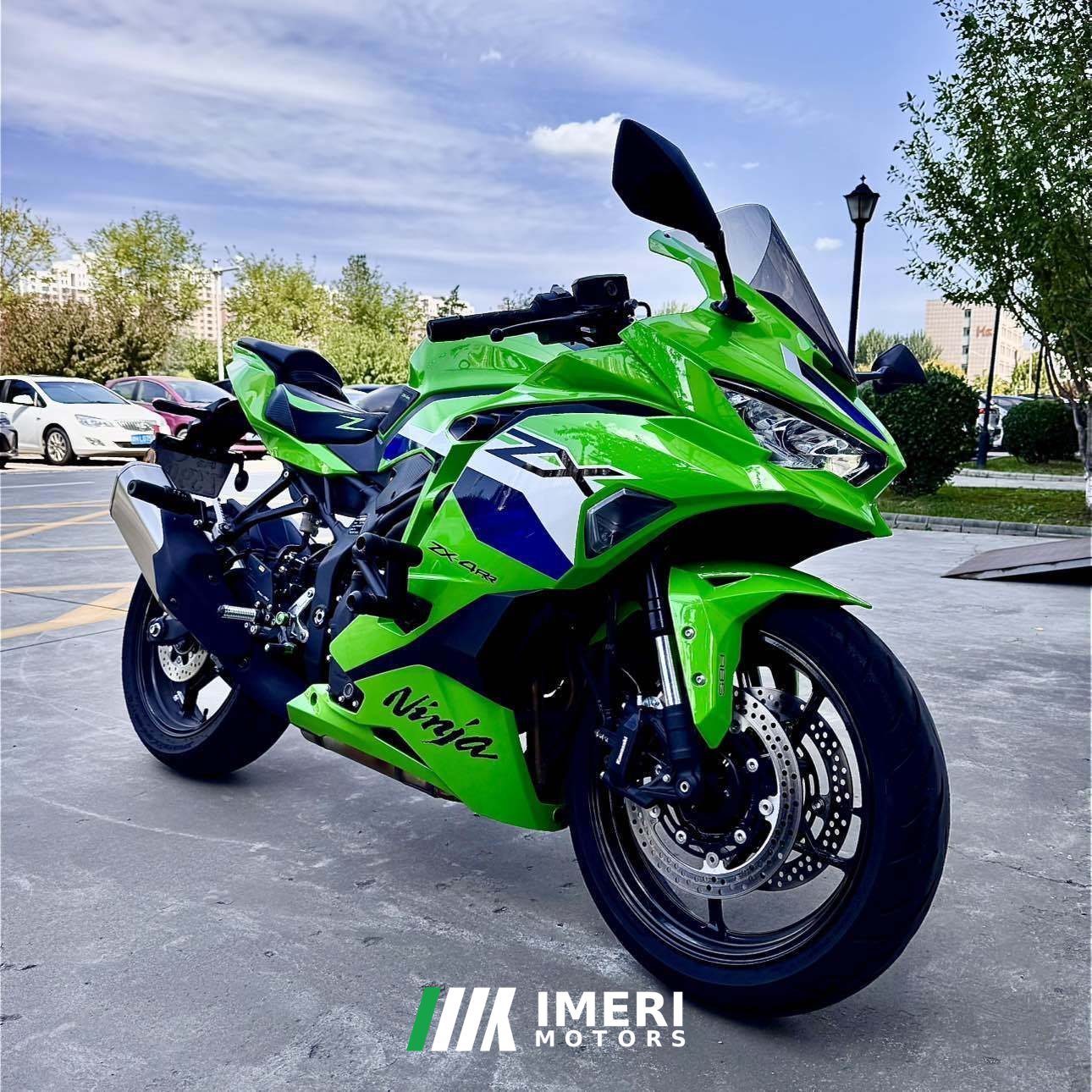 2026 Kawasaki ZX-4R 400 cc