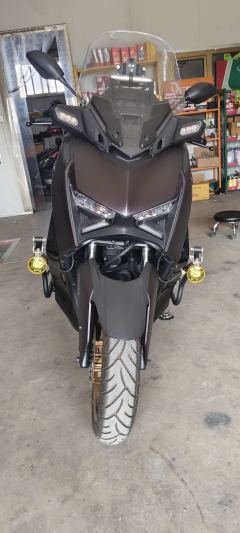 Yamaha XMAX 300 cc - ფოტო 1
