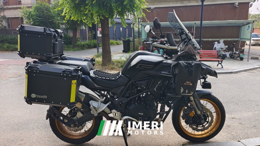 Benelli TRK552 550 cc - мотоцикл из Китая
