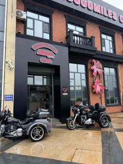 Harley-Davidson Tri Glide 1868 cc - ფოტო 3