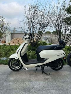 Sundiro Honda NS125LA - ფოტო 2