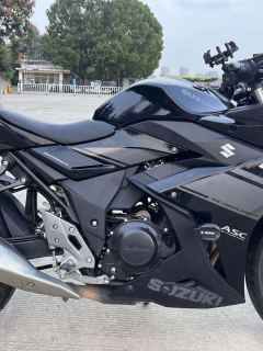 Haojue Suzuki GSX250R - ფოტო 3