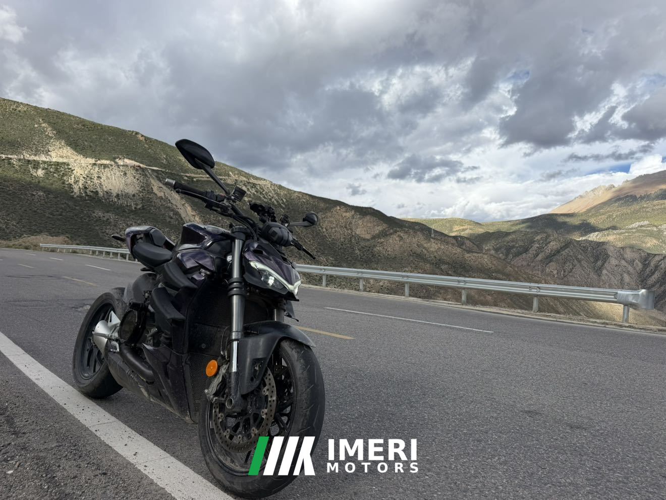 2022 Ducati Street Fighter V2 950 cc