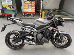 Triumph Street Triple 765 - ფოტო 1