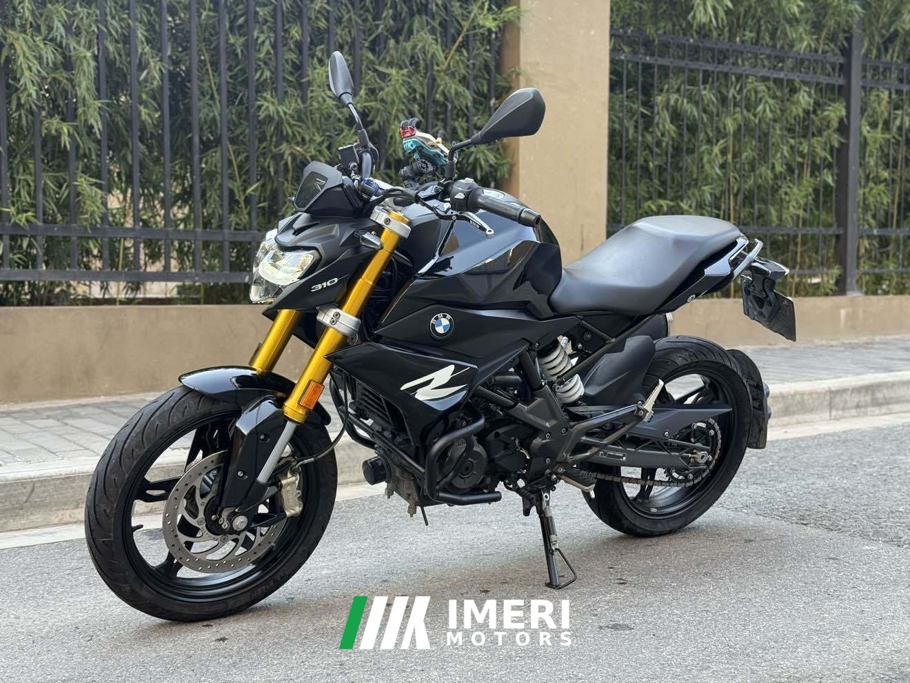 2023 BMW G 310 R