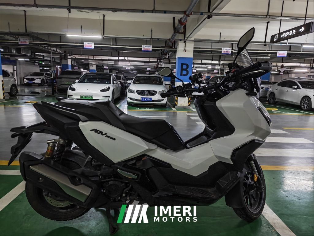 2025 Honda ADV350