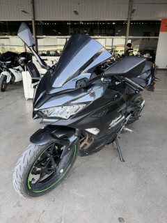 Kawasaki Ninja 400 - ფოტო 1