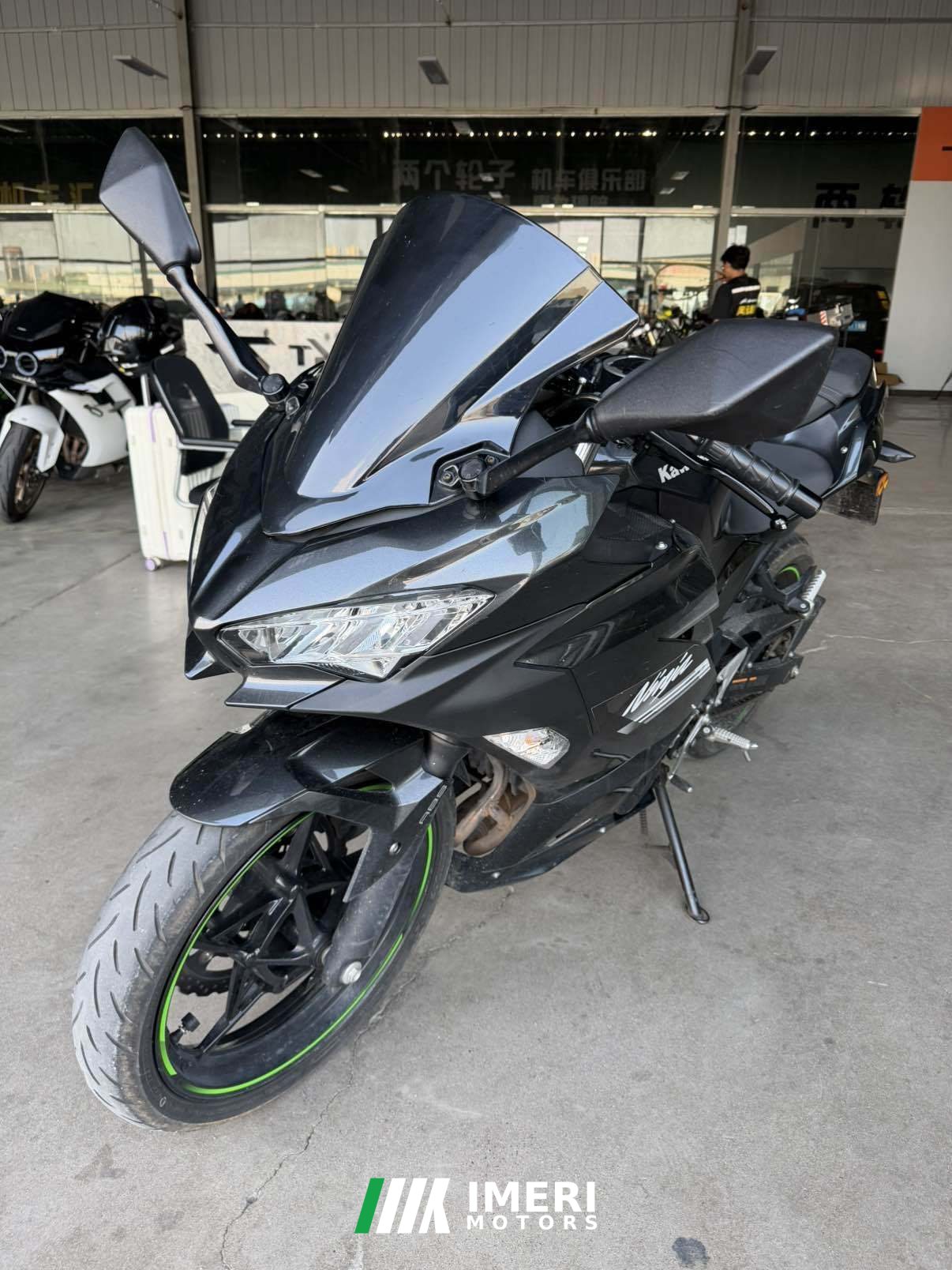 2022 Kawasaki Ninja 400