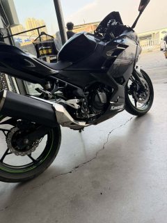 Kawasaki Ninja 400 - ფოტო 4