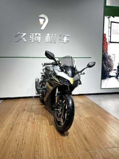 Voge 250RR - фото 2
