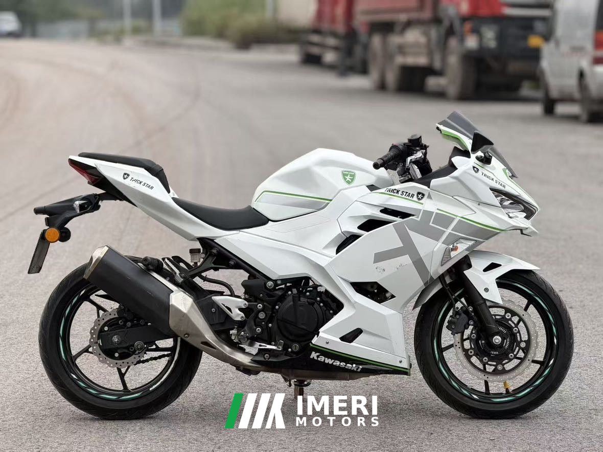 2022 Kawasaki Ninja 400