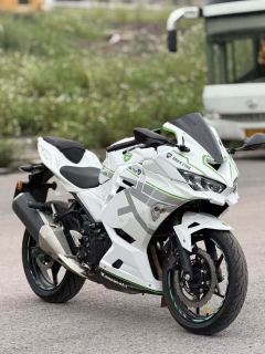 Kawasaki Ninja 400 - ფოტო 2