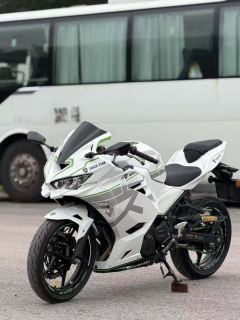 Kawasaki Ninja 400 - ფოტო 4