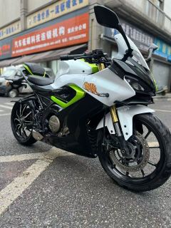 QJMOTOR SRK 250 - ფოტო 1