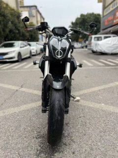 Benelli TNT 300 / BN 302S - ფოტო 3
