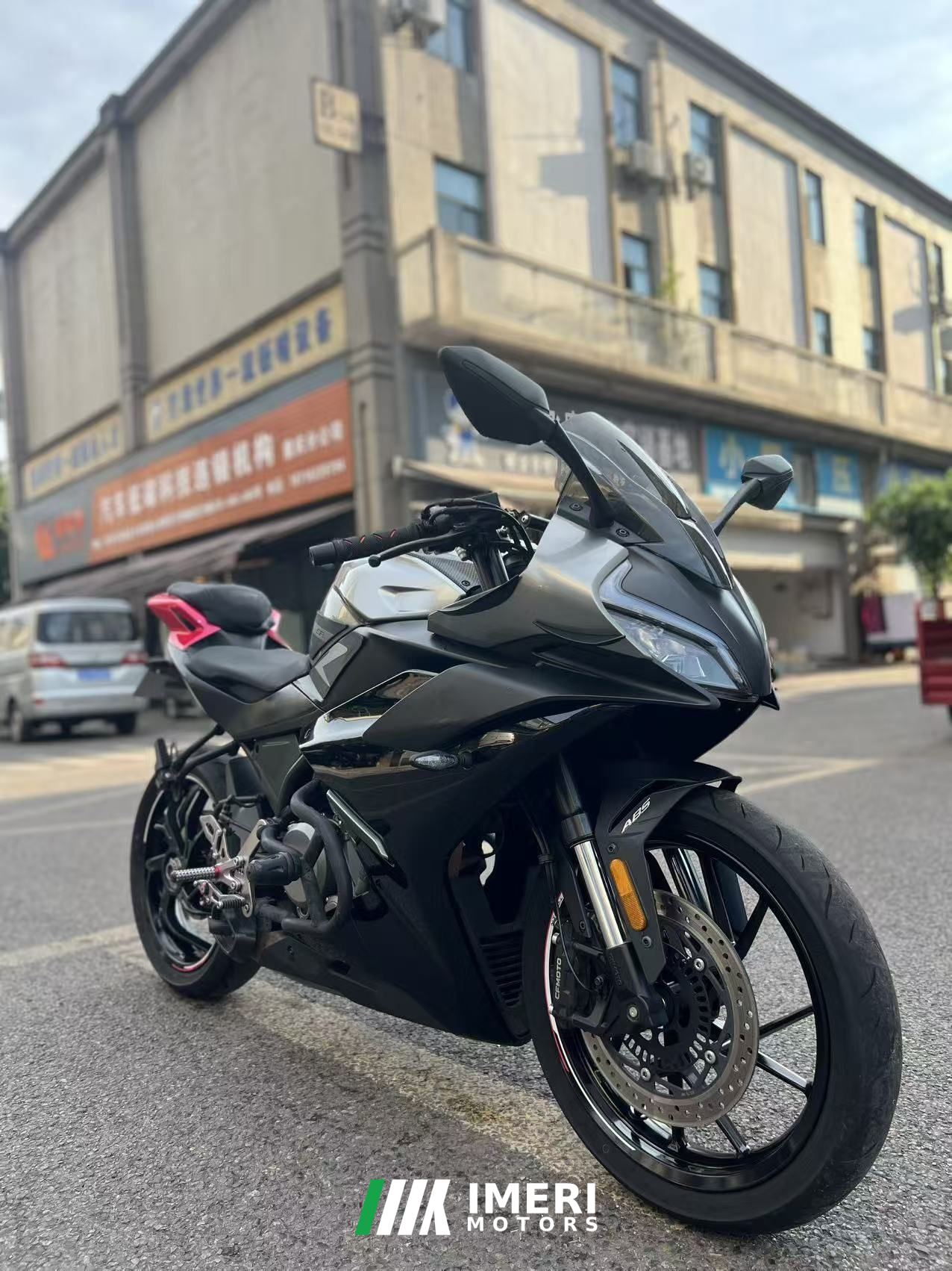 2023 CFMOTO 250SR
