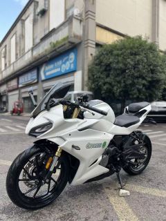 CFMOTO 250SR - photo 2