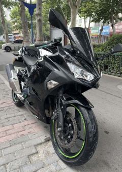 Kawasaki Ninja 400 - ფოტო 1