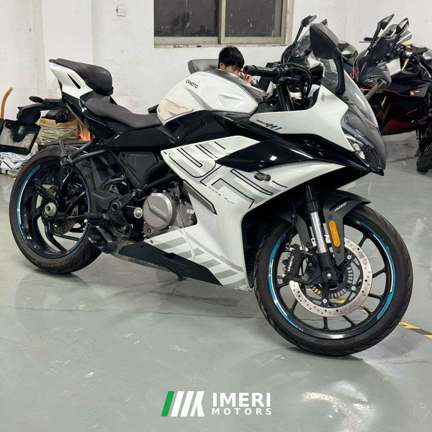 2025 CFMOTO 250SR