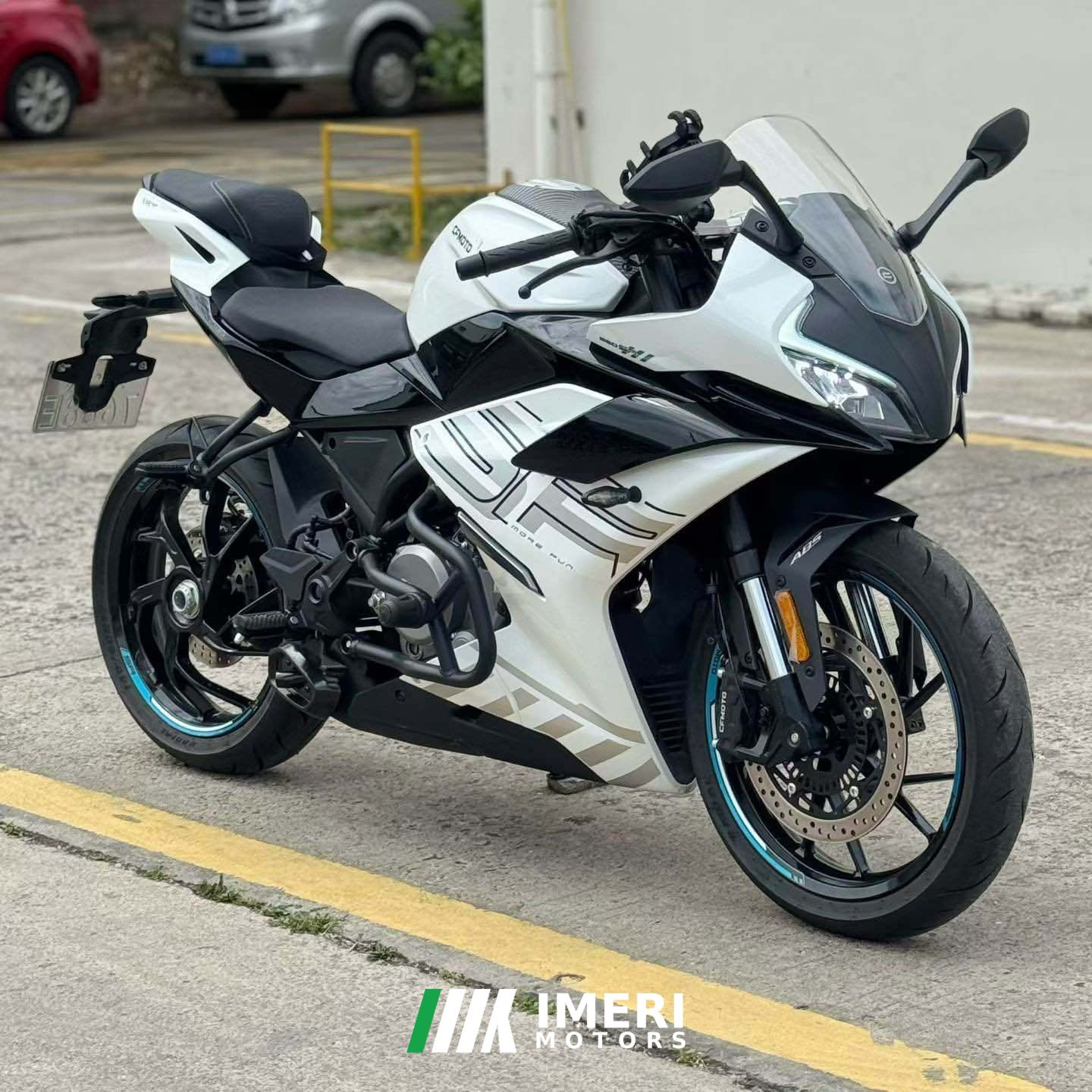 2025 CFMOTO 250SR