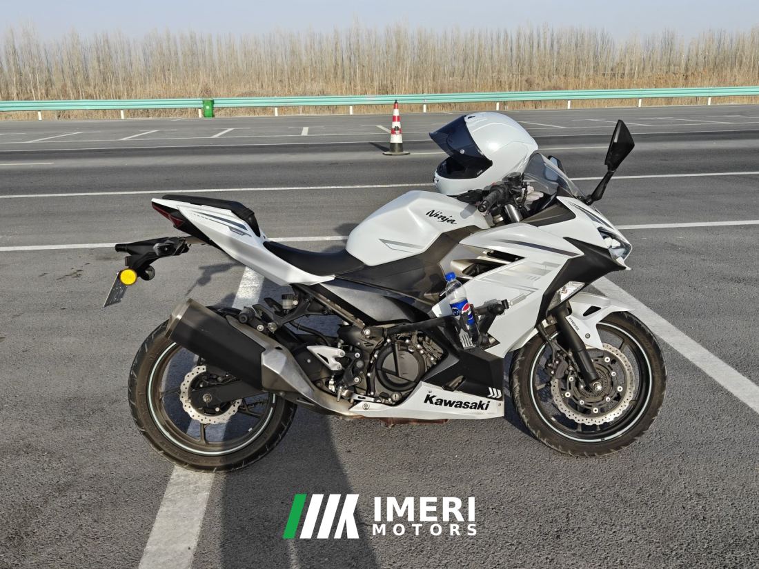 Kawasaki Ninja 400 - motorcycle from China