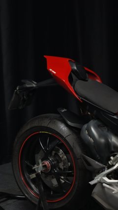 Ducati Street Fighter V4 1100 cc - ფოტო 8