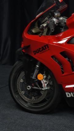Ducati Panigale V4 1100 cc - ფოტო 2