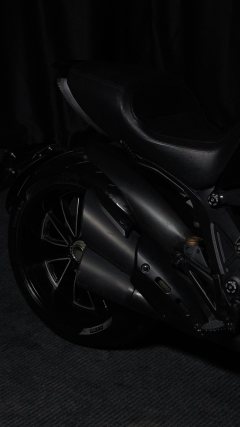 Ducati Diavel 1200 cc - ფოტო 9