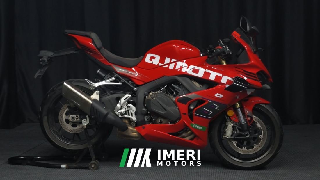 QJMOTOR Race 800 - мотоцикл из Китая