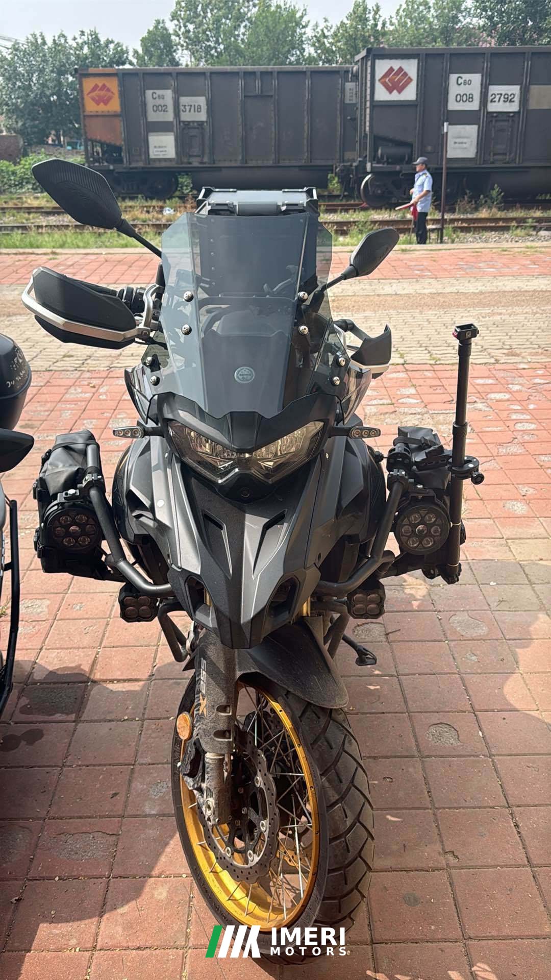 2026 Benelli TRK552 550 cc