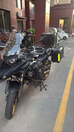 Benelli TRK552 550 cc - photo 3