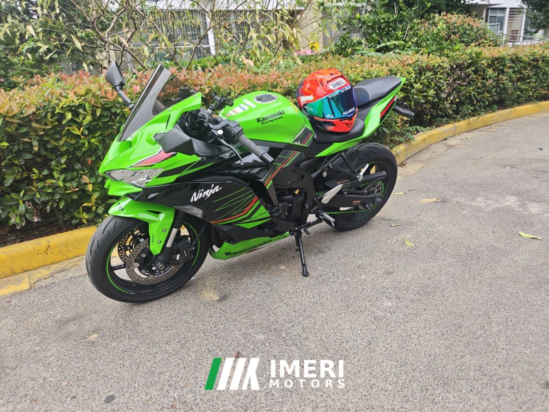 Kawasaki ZX-4R 400 cc - мотоцикл из Китая