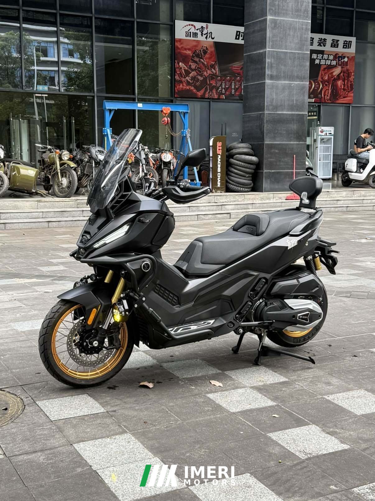 2026 Voge SR450X 400 cc