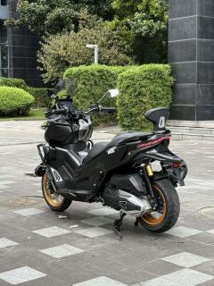 Voge SR450X 400 cc - фото 3