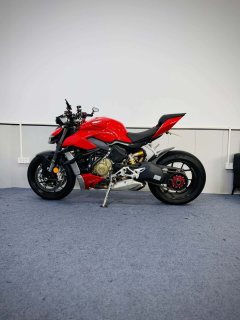 Ducati Street Fighter V4 1100 cc - photo 2