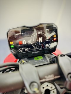 Ducati Street Fighter V4 1100 cc - photo 3