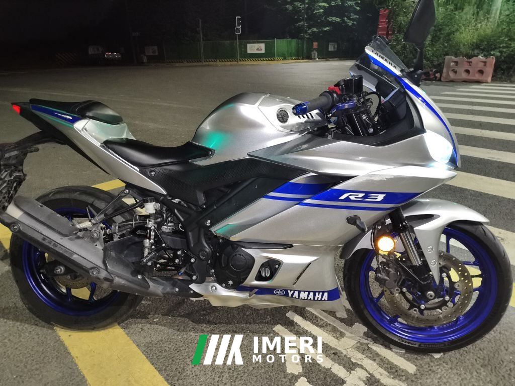 2022 Yamaha YZF-R3 320 cc