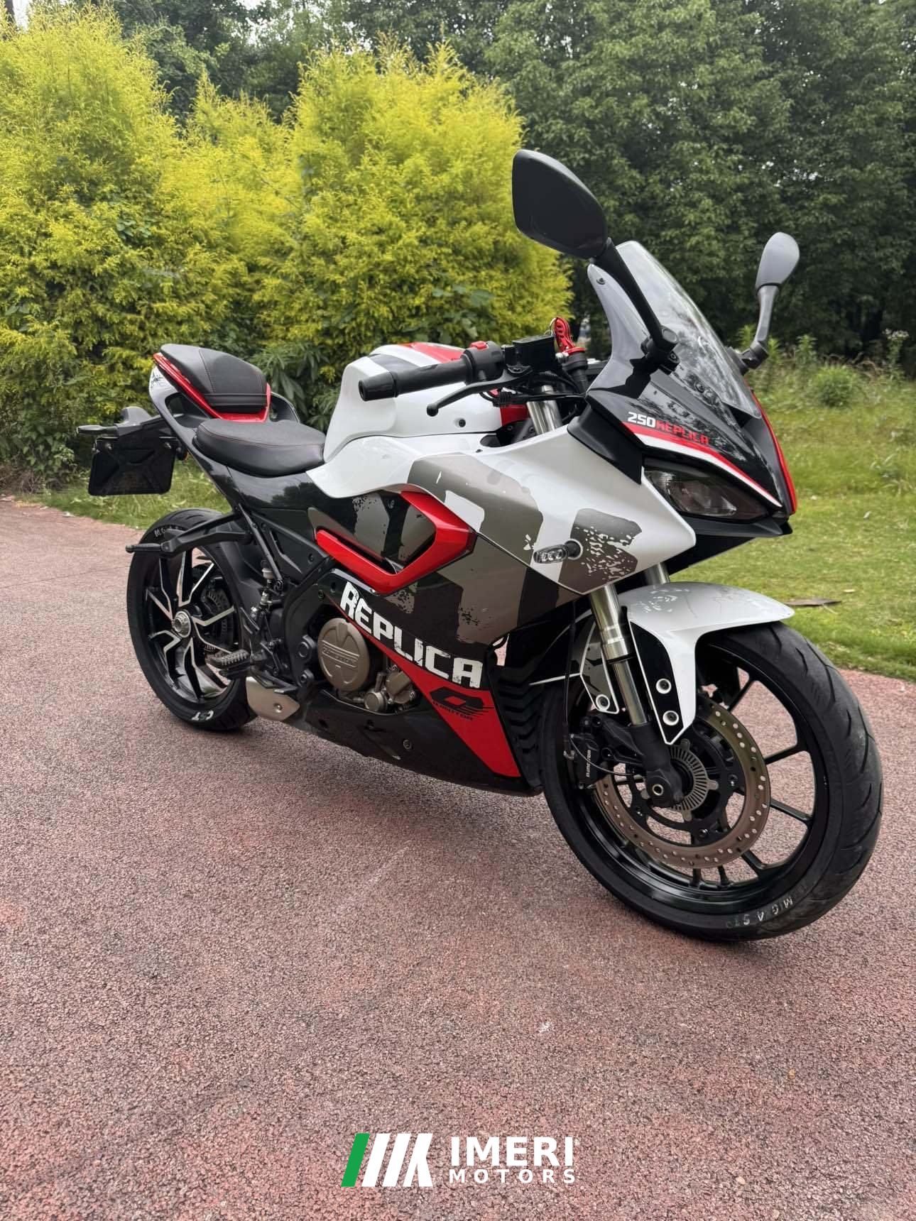 2022 QJMOTOR SRK 250