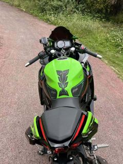 Kawasaki Ninja 400 - ფოტო 4