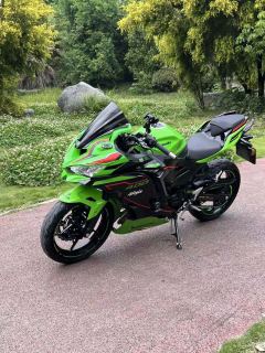 Kawasaki Ninja 400 - ფოტო 8