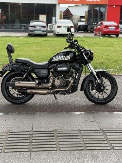 QJMOTOR Flash 300 - фото 4