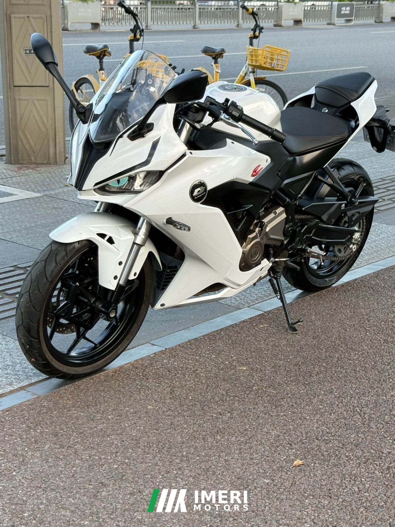 2022 QJMOTOR SRK 250