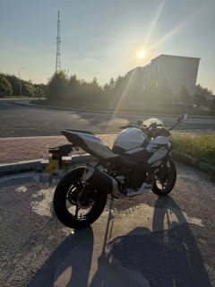 Kawasaki Ninja 400 - ფოტო 3