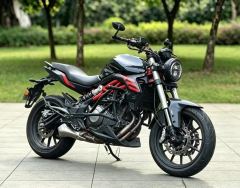 Benelli TNT 300 / BN 302S - photo 1