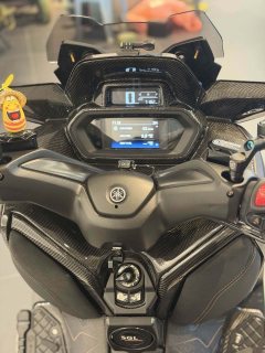 Yamaha XMAX 300 cc - ფოტო 4